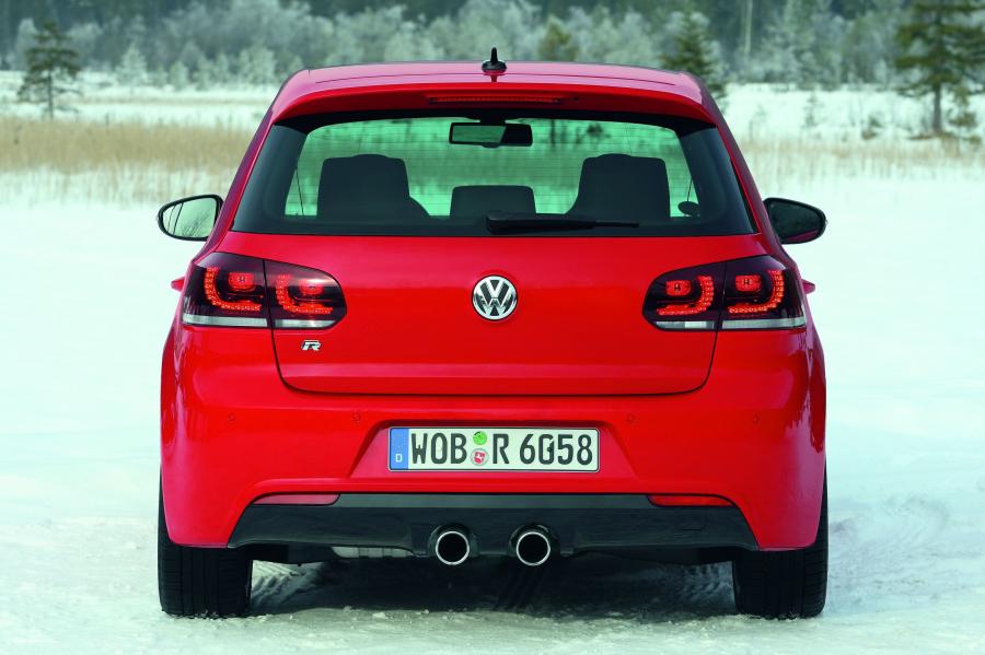  Volkswagen Golf R 2009 года  (фото 35 из 54)